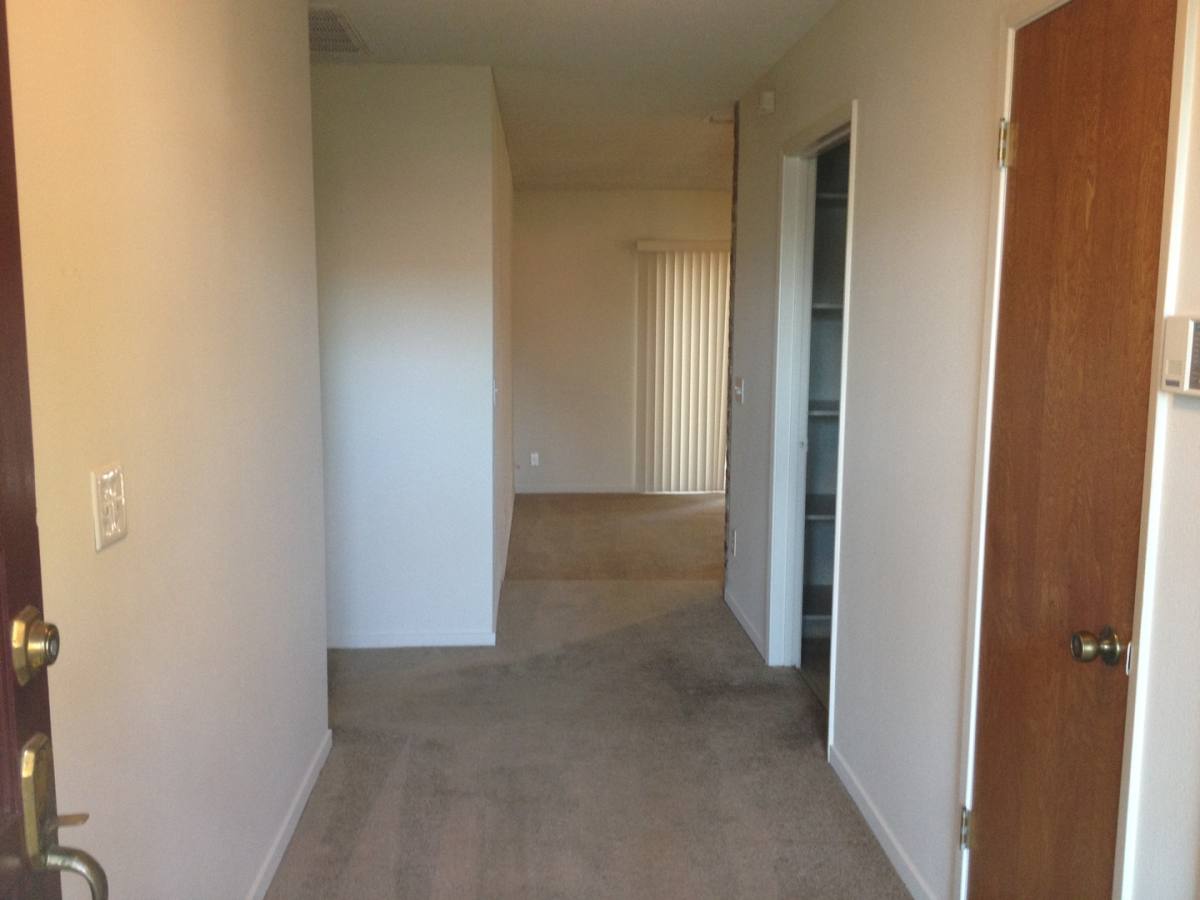 Apartment for rent at 1025 W Mesa, Fresno, CA 93711