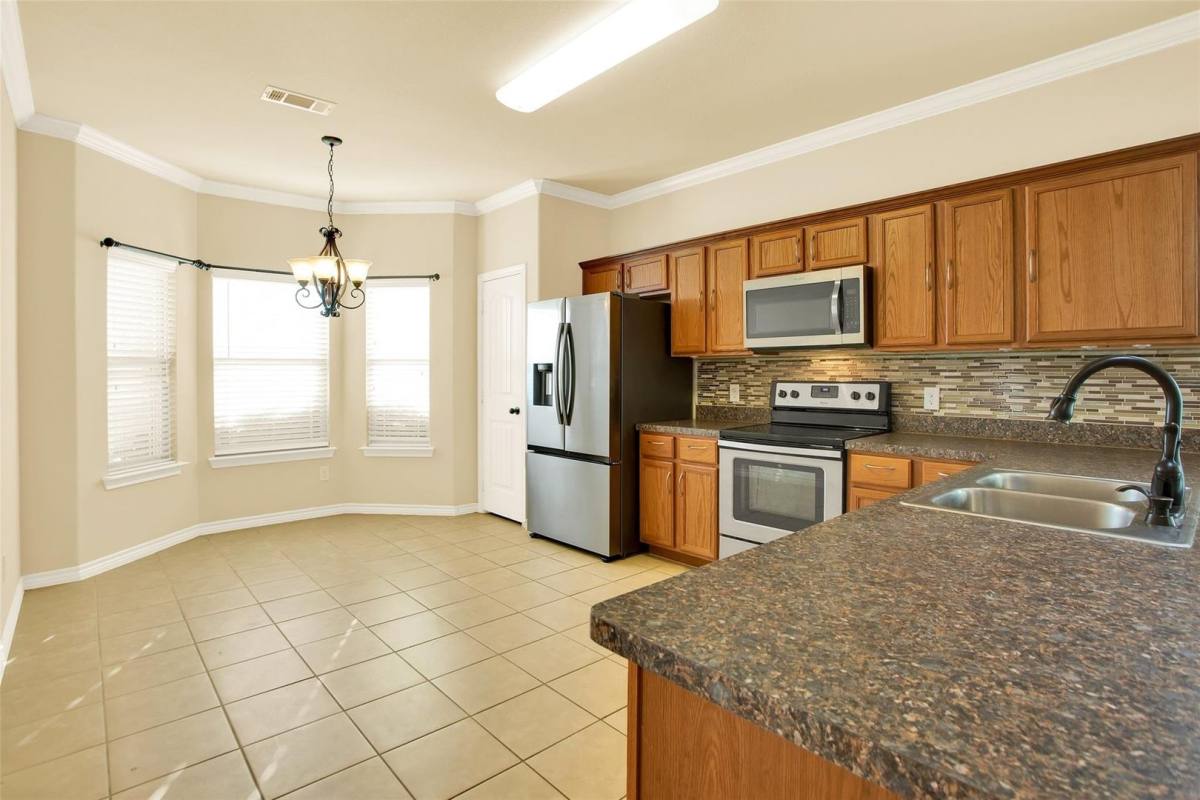 House for rent at 4813 Pinnacle Place, Denison, TX 75021