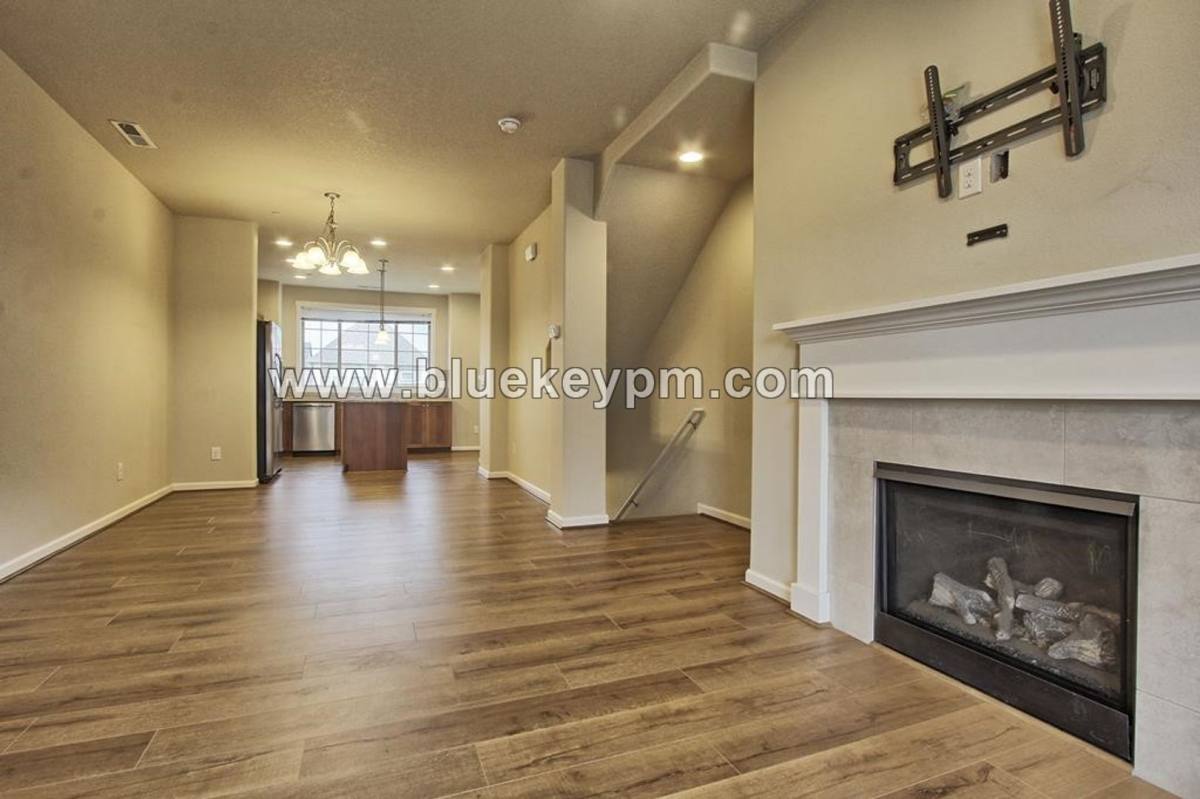 Townhouse for rent at 13747 SW Silent Fox Terrace, Sherwood, OR 97140