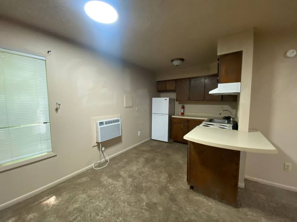 Apartment for rent at 1006 Markle, Jonesboro, AR 72401