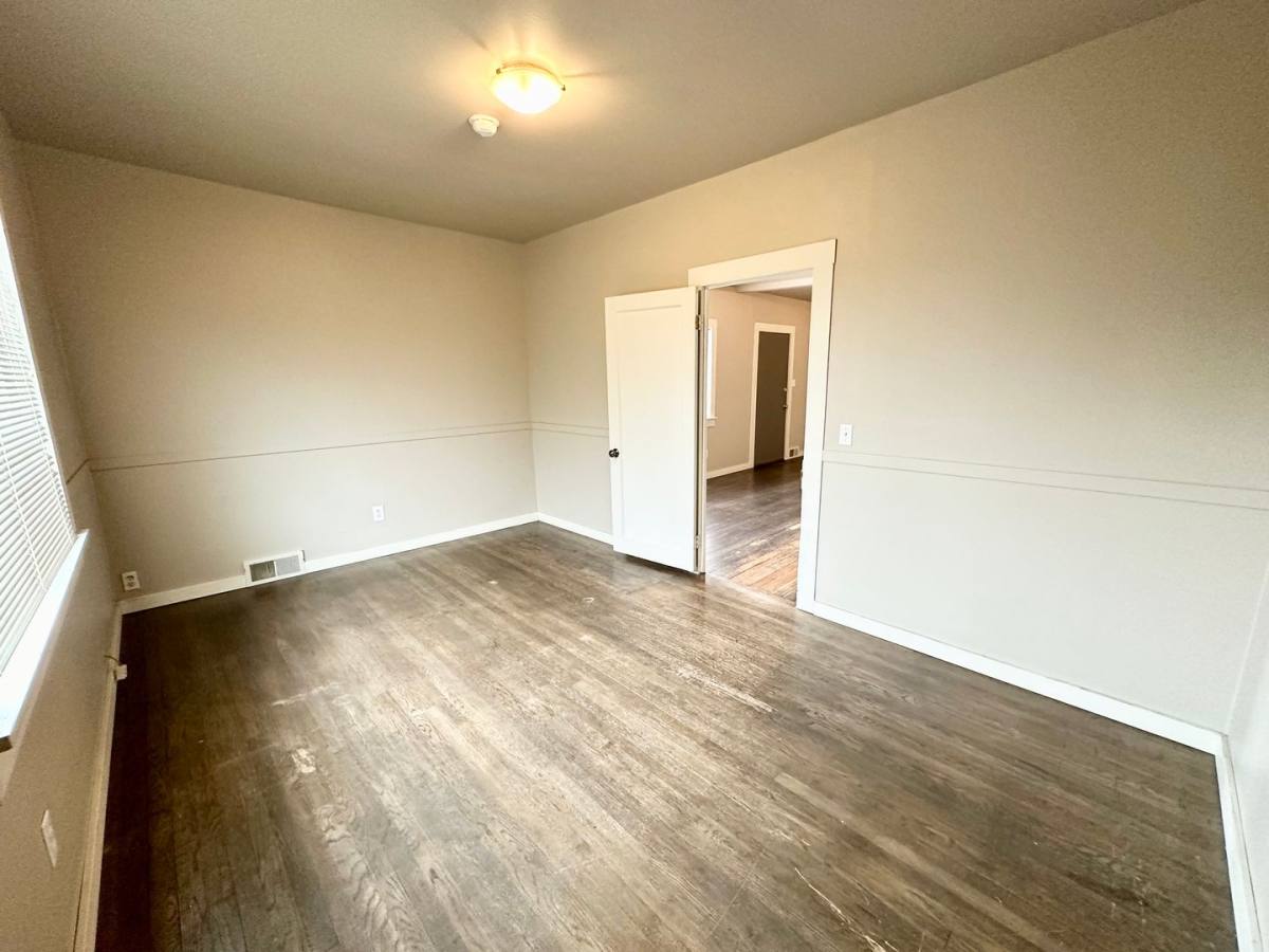 House for rent at 303 N First St, Roslyn, WA 98941