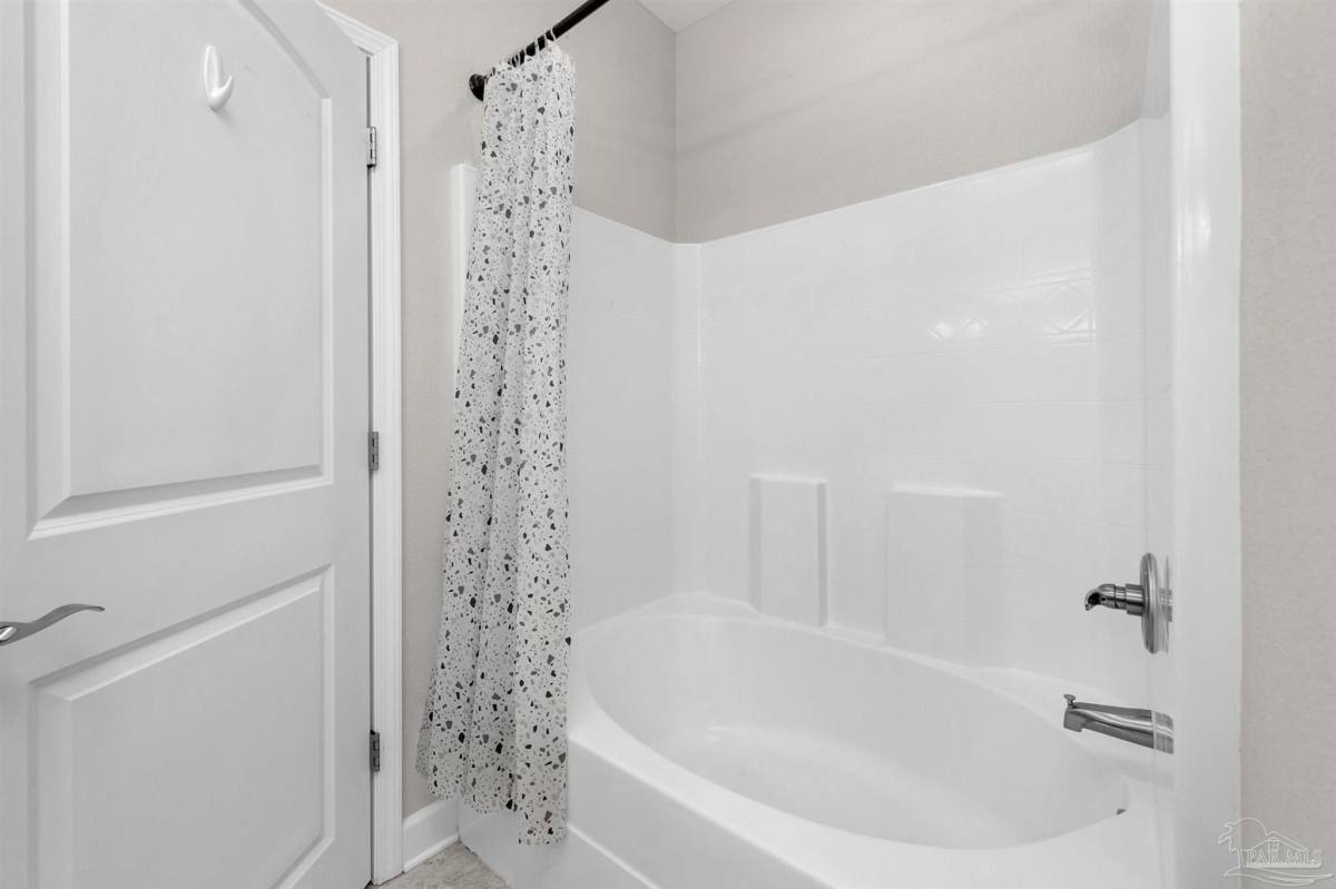 Townhouse for rent at 3514 Mossy Oak Villas Circle, Pensacola, FL 32514