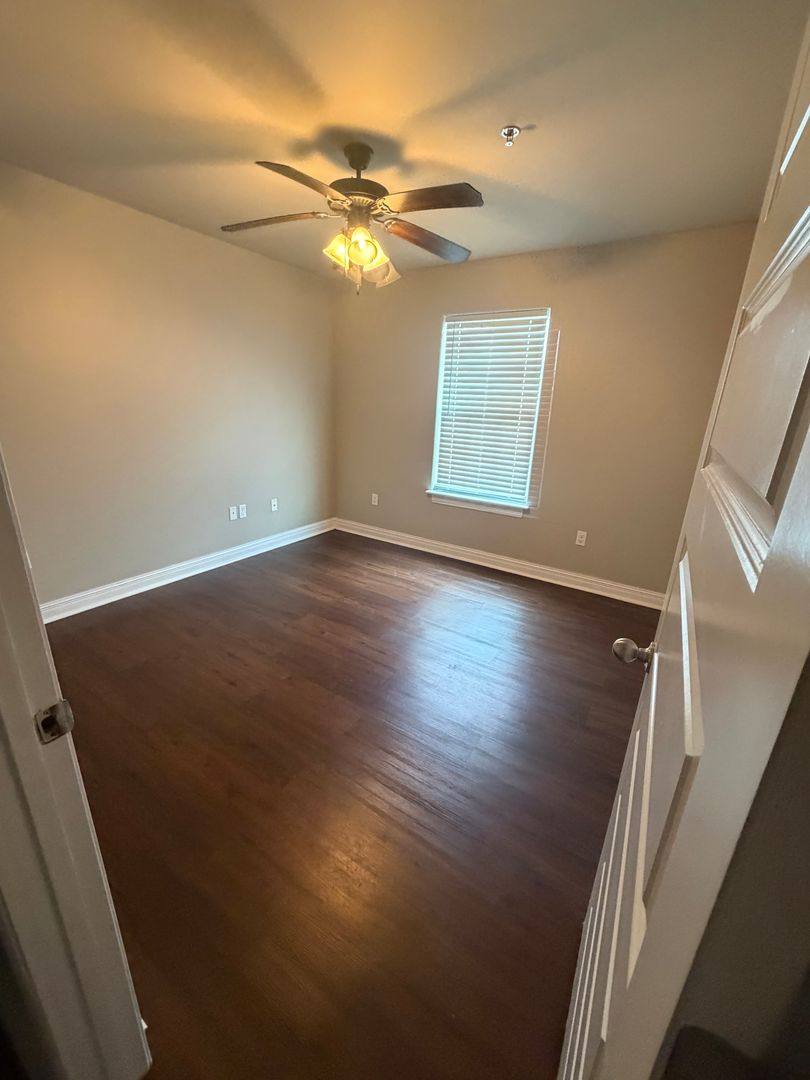 Apartment for rent at 680 E Ocean Blvd, Los Fresnos, TX 78566