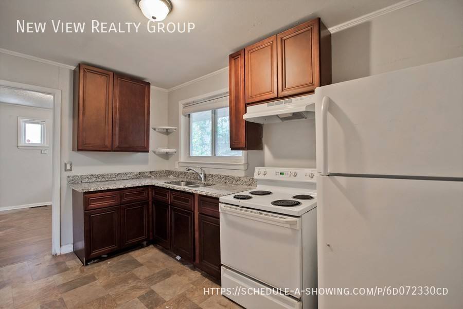 House for rent at 3031 Attaberry Dr, Charlotte, NC 28205