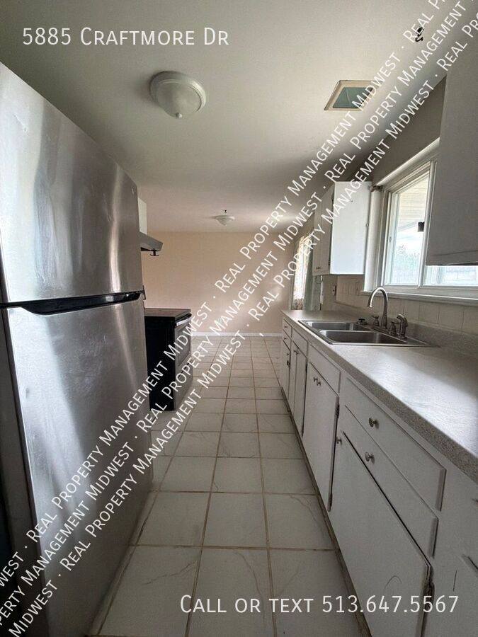 House for rent at 5885 Craftmore Dr, Dayton, OH 45424