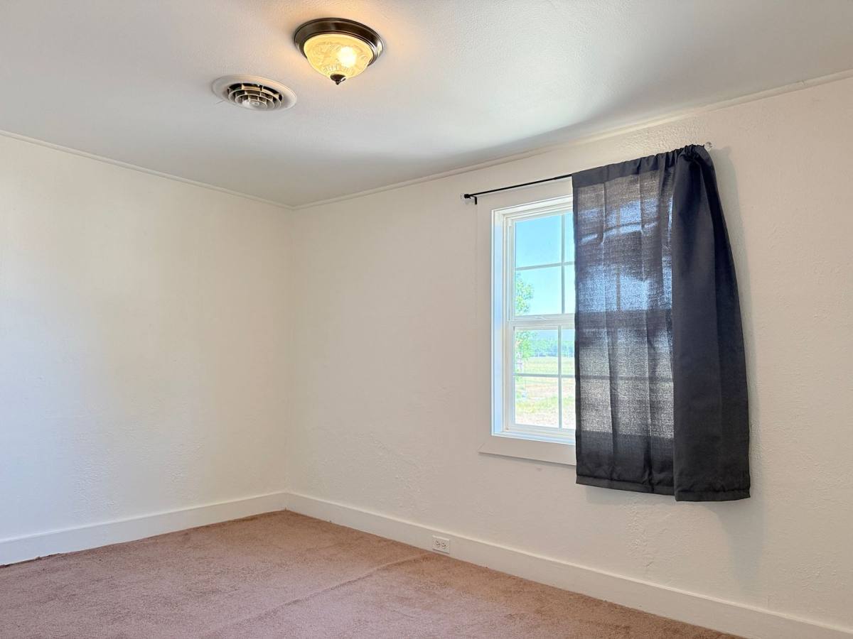 House for rent at 14503 Beach Highway, Ellendale, DE 19941
