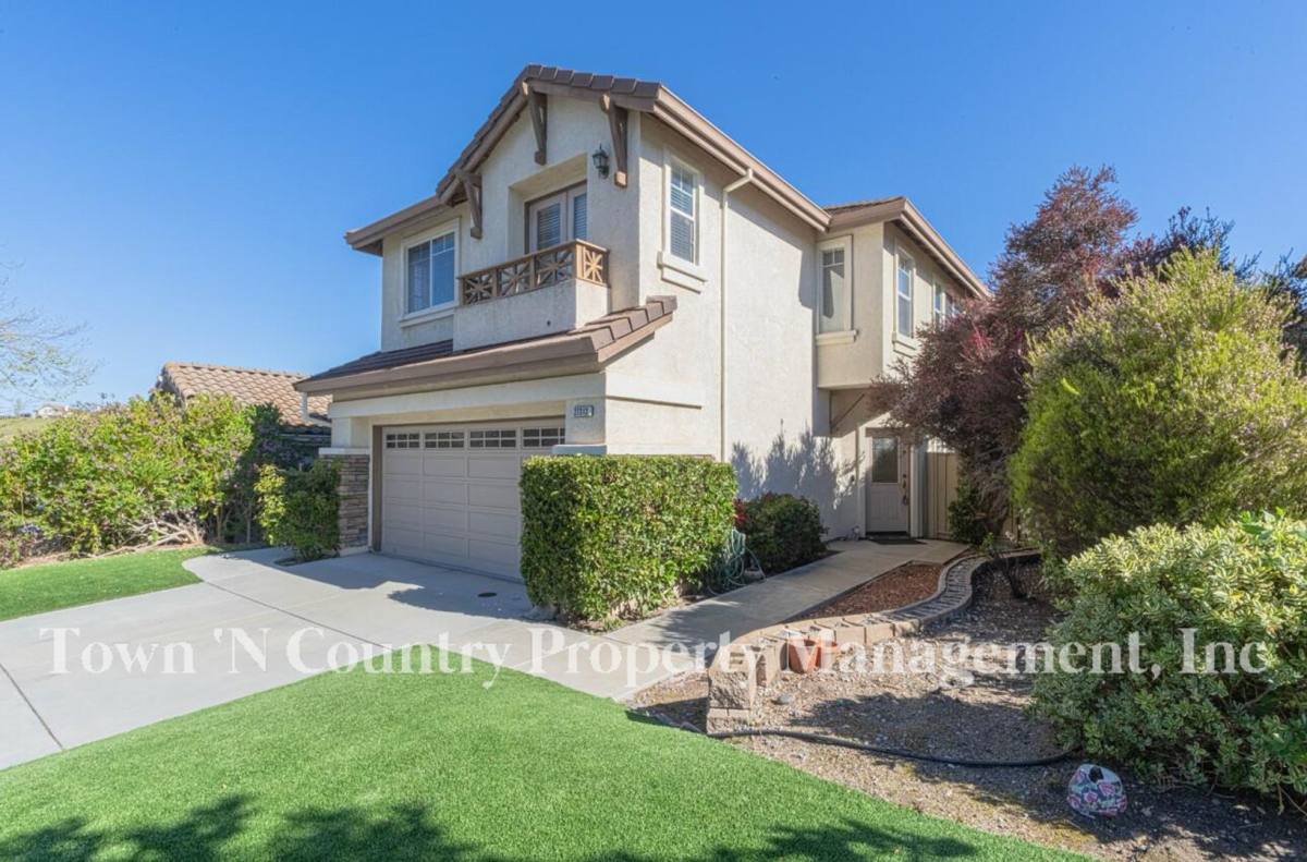 House for rent at 27312 Bavella Way, Salinas, CA 93908