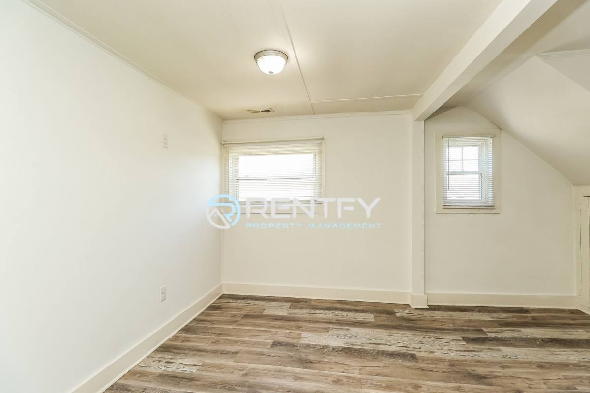 Apartment for rent at 303 E Ingle St #B, Dallas, NC 28034