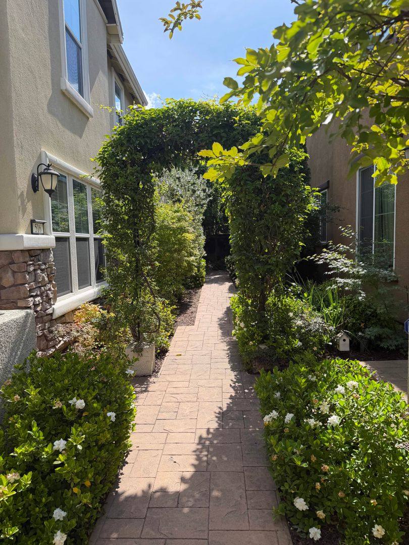 House for rent at 516 Dijon Place, Roseville, CA 95747