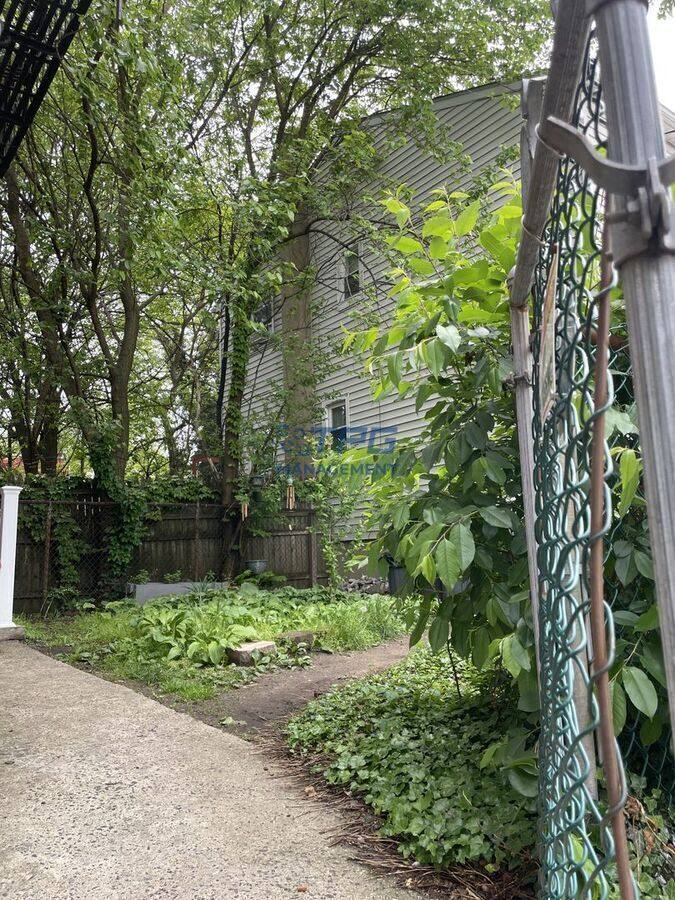 Apartment for rent at 111 Mallory Ave #7, Jersey City, NJ 07304