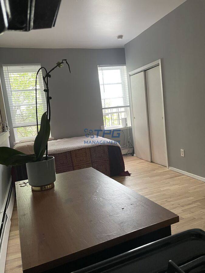 Apartment for rent at 111 Mallory Ave #7, Jersey City, NJ 07304