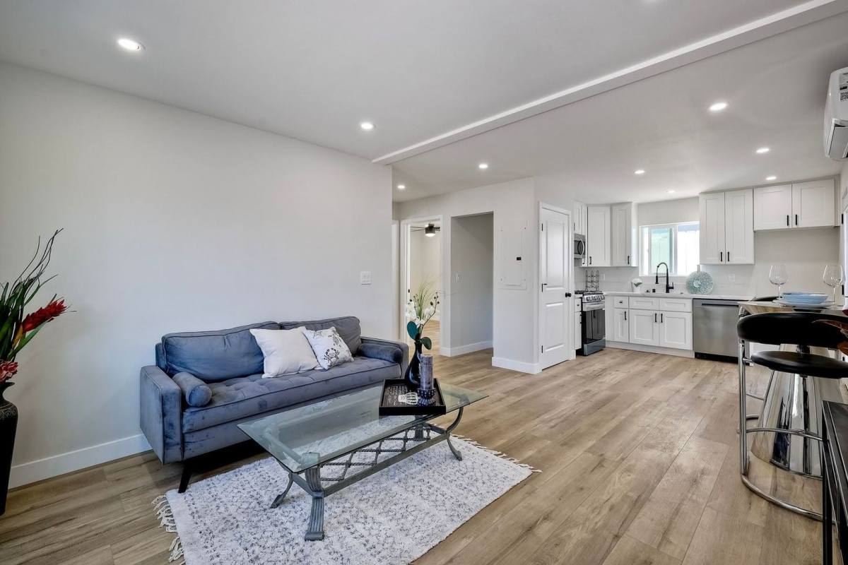 Apartment for rent at 560 11th St, Imperial Beach, CA 91932
