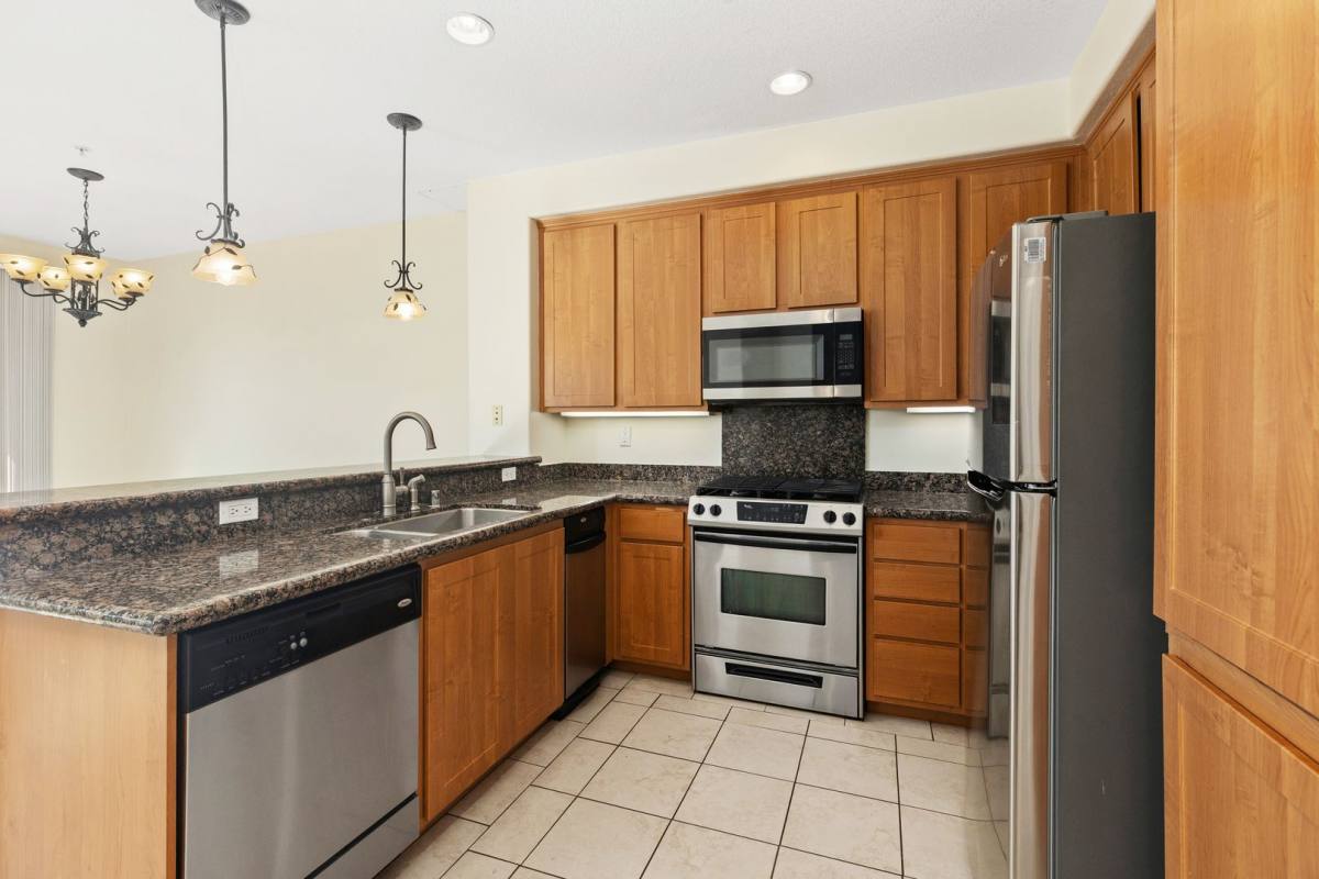 Apartment for rent at 12664 Chapman Ave, Garden Grove, CA 92840