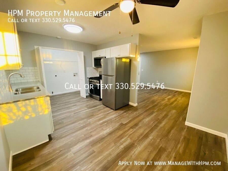 Apartment for rent at 2531 Zircon St NE, Canton, OH 44721