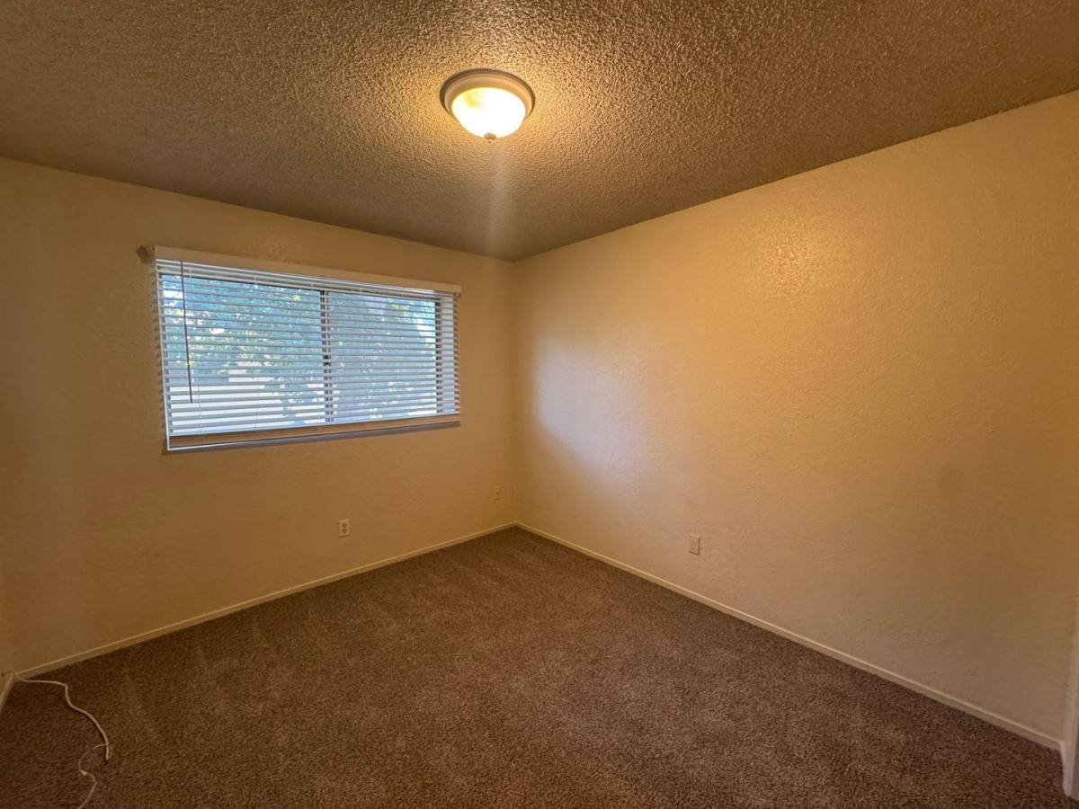 Apartment for rent at 4208 White Lane, Bakersfield, CA 93309
