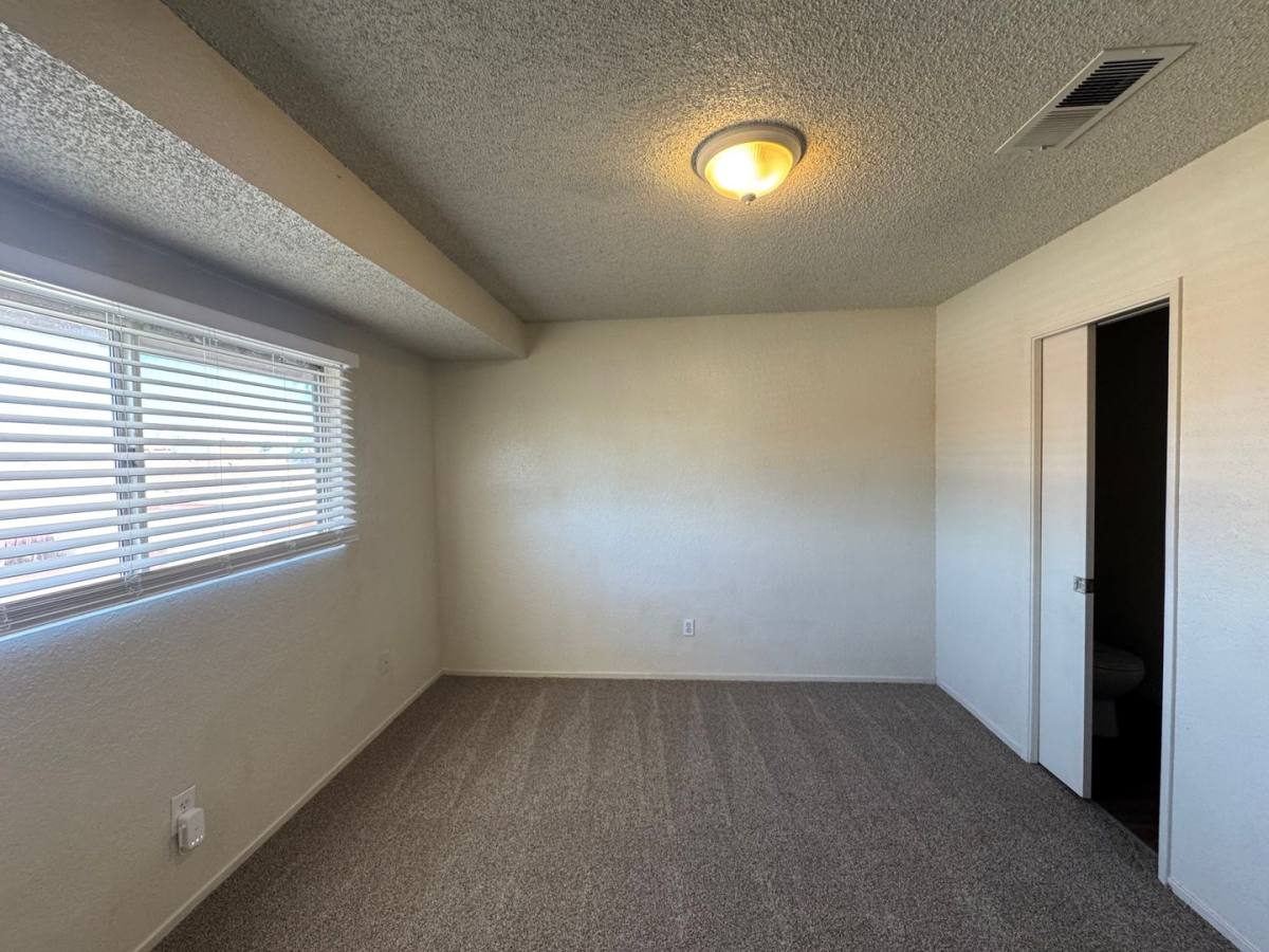 Apartment for rent at 4208 White Lane, Bakersfield, CA 93309