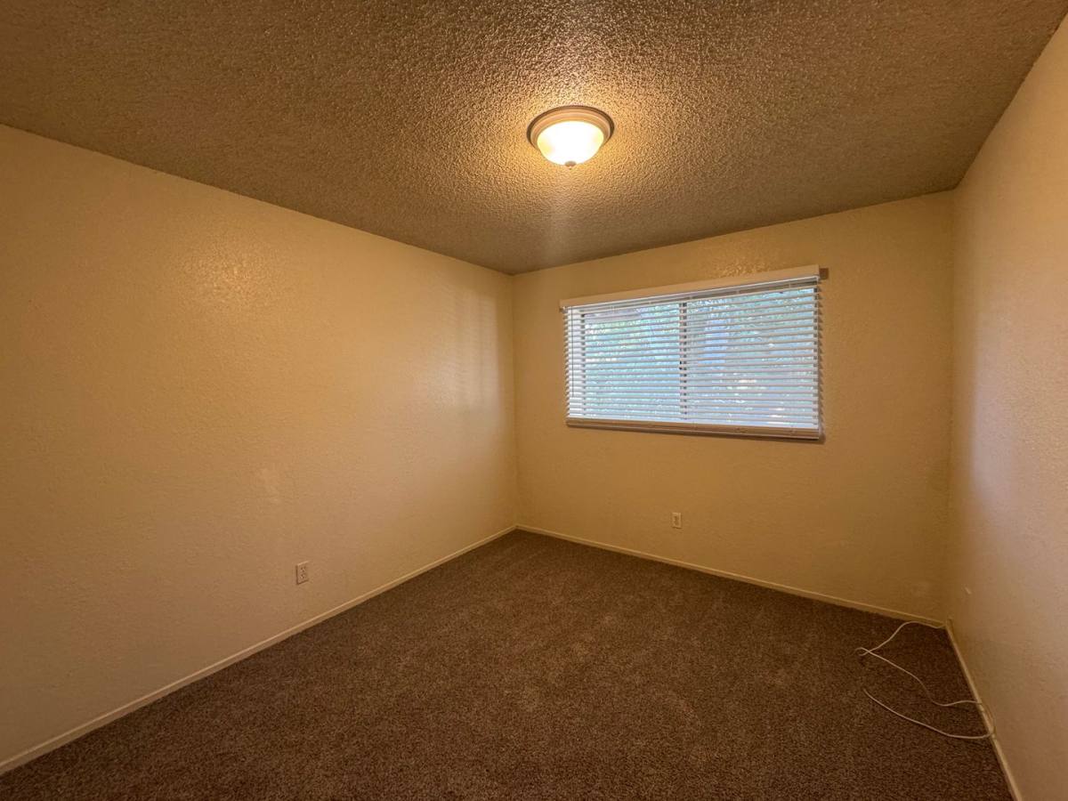 Apartment for rent at 4208 White Lane, Bakersfield, CA 93309
