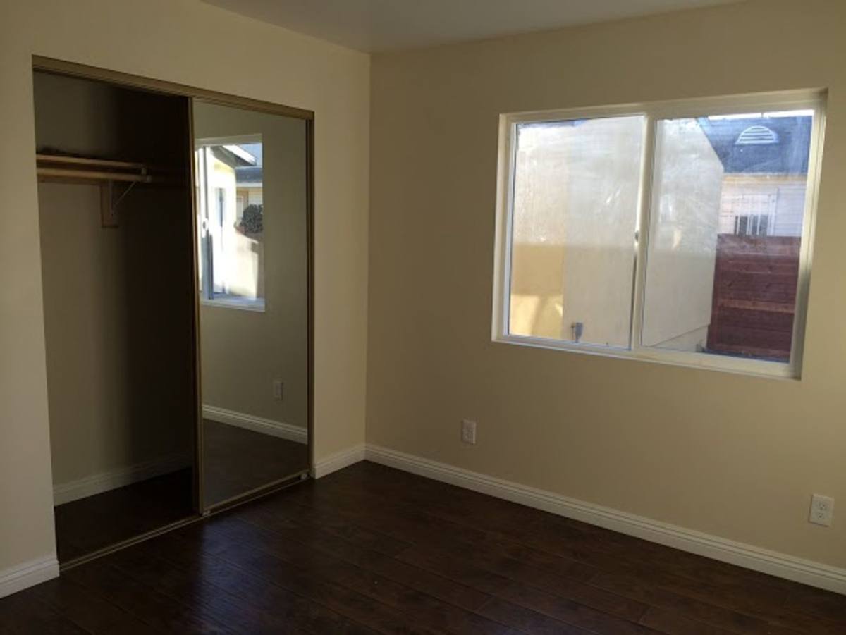 Apartment for rent at 3778 - 3780 S La Salle Ave, Los Angeles, CA 90018