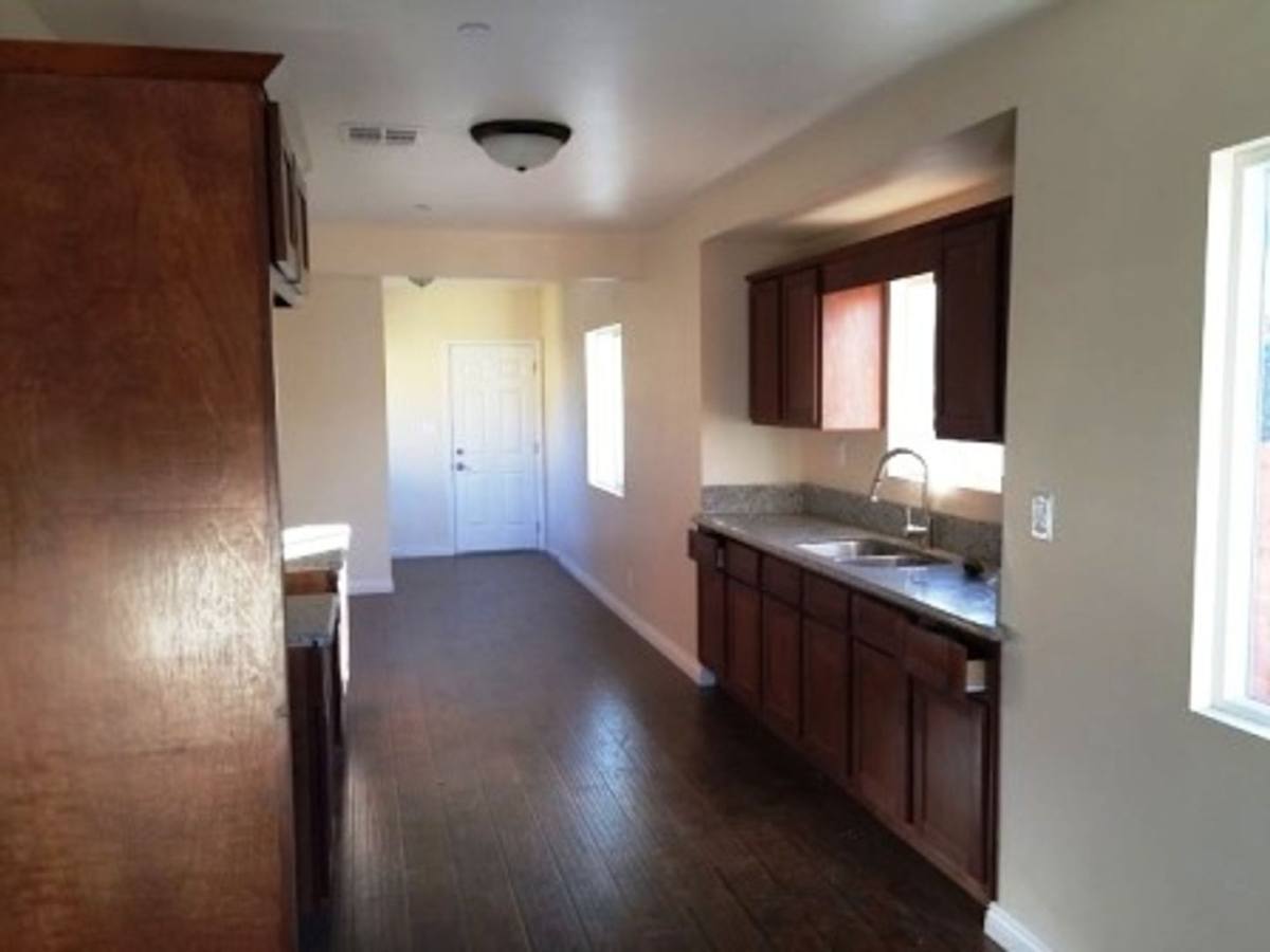 Apartment for rent at 3778 - 3780 S La Salle Ave, Los Angeles, CA 90018