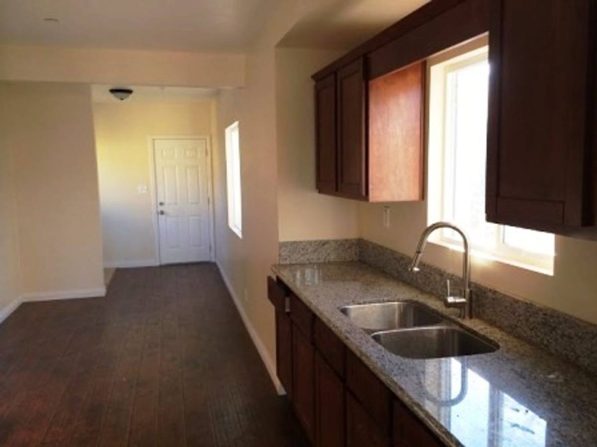 Apartment for rent at 3778 - 3780 S La Salle Ave, Los Angeles, CA 90018