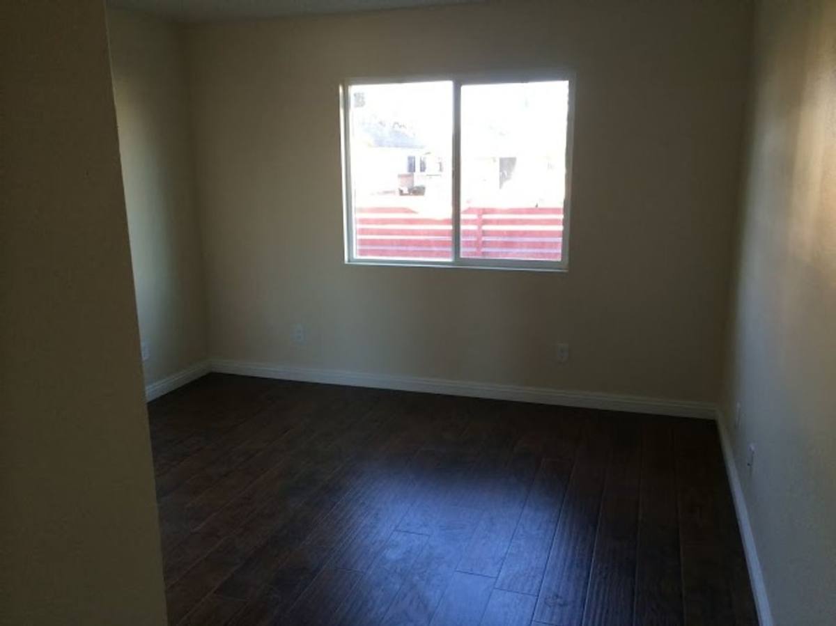 Apartment for rent at 3778 - 3780 S La Salle Ave, Los Angeles, CA 90018
