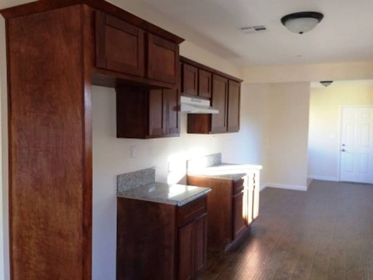 Apartment for rent at 3778 - 3780 S La Salle Ave, Los Angeles, CA 90018