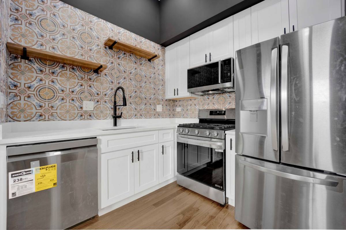Apartment for rent at 1956 W 21st Place, Chicago, IL 60608