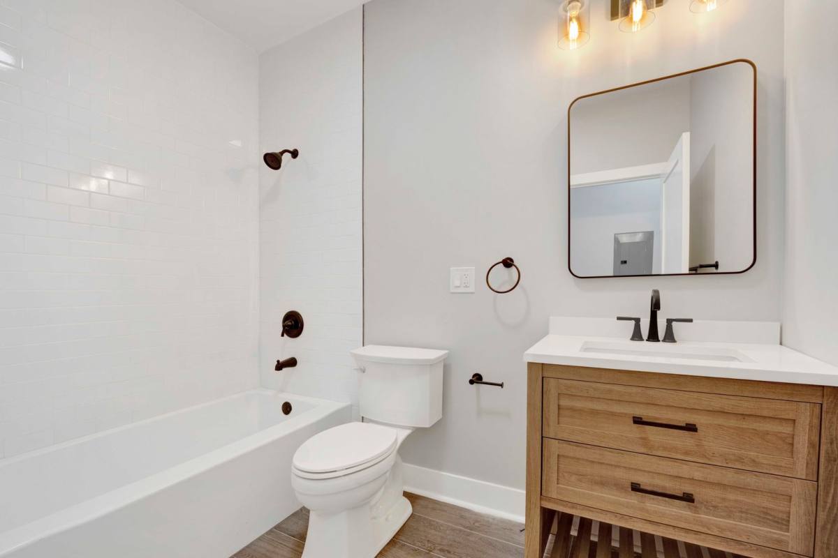 Apartment for rent at 1956 W 21st Place, Chicago, IL 60608