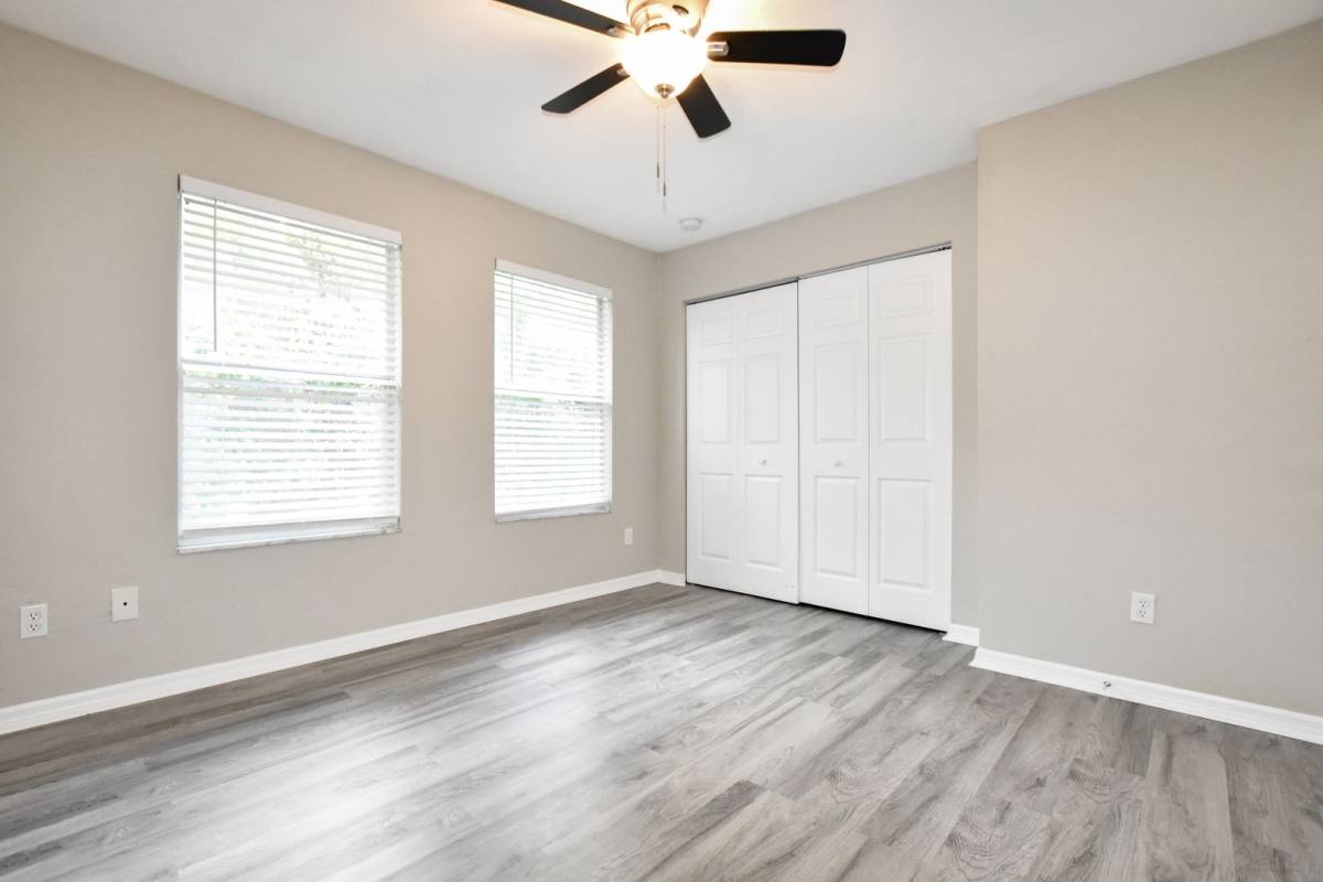 Apartment for rent at 610 SW 11th Lane, Gainesville, FL 32601