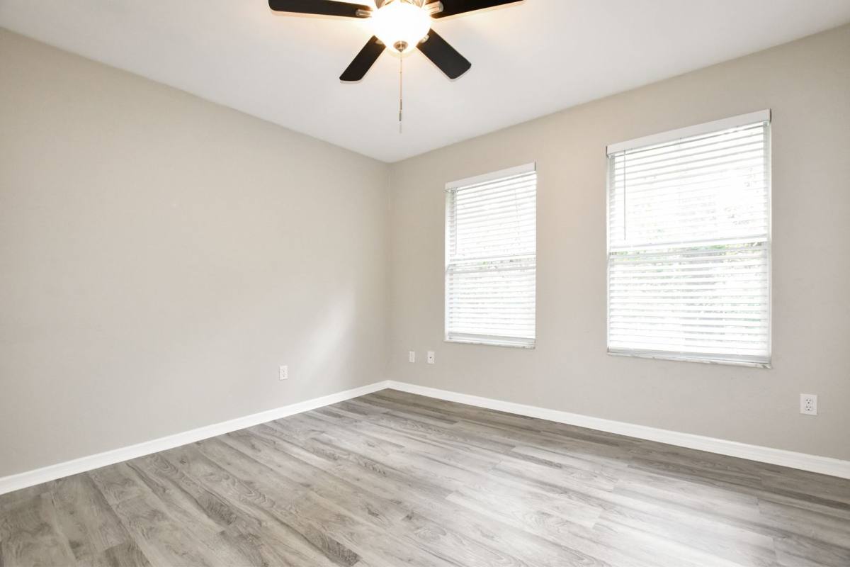 Apartment for rent at 610 SW 11th Lane, Gainesville, FL 32601