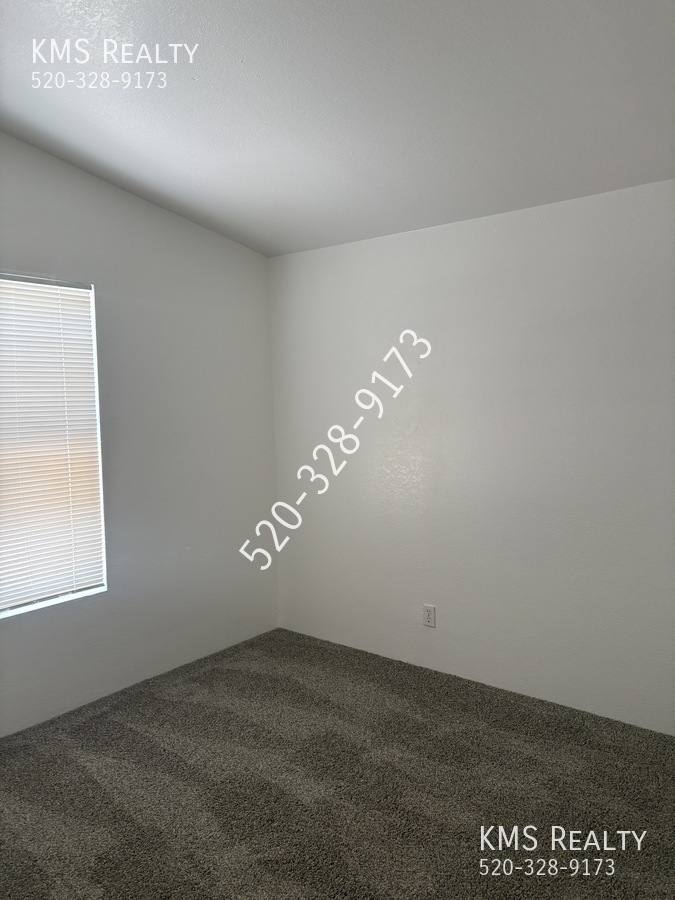 House for rent at 4861 N River Vista Dr, Tucson, AZ 85705