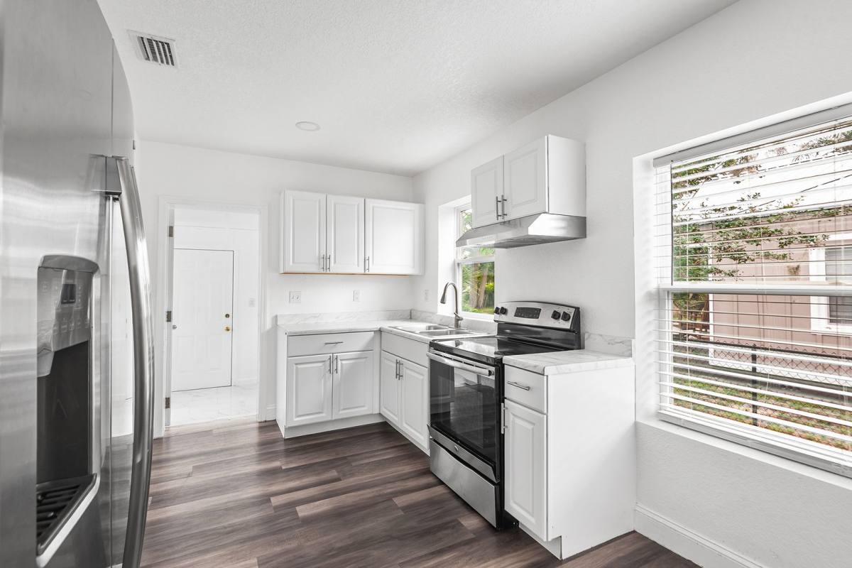House for rent at 807 NW 1st Ave, Mulberry, FL 33860