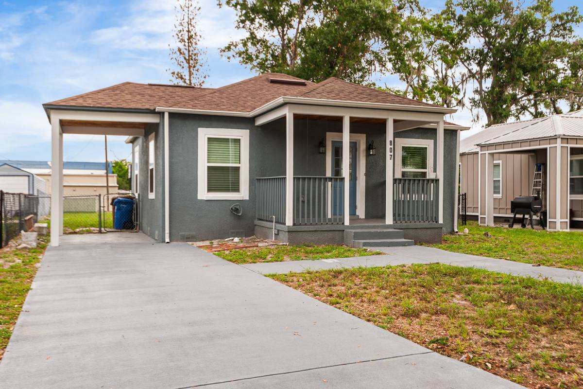 House for rent at 807 NW 1st Ave, Mulberry, FL 33860