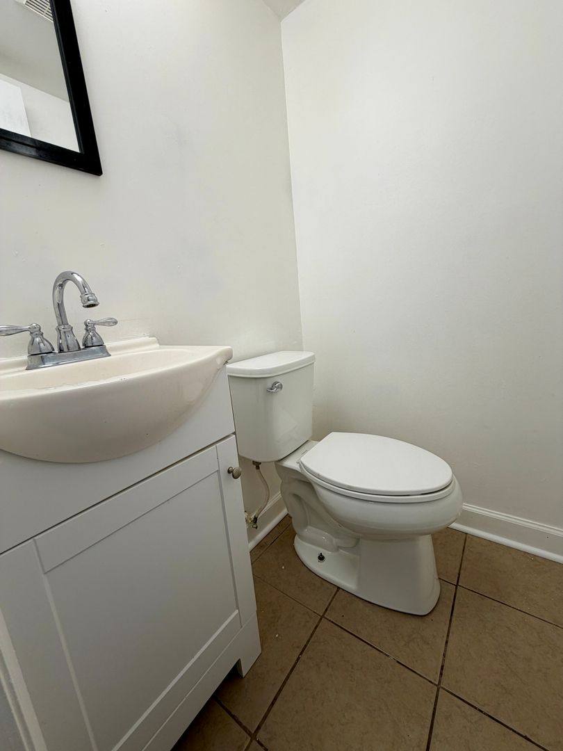 Townhouse for rent at 68 Village Dr, Dover, DE 19904