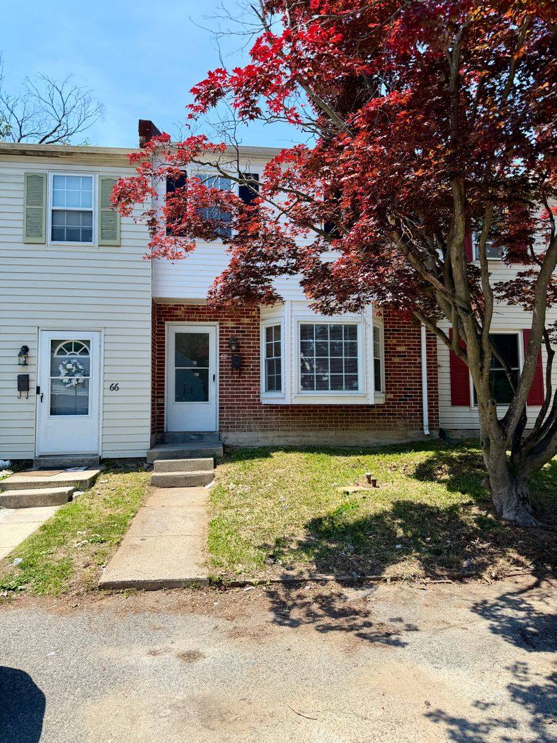 Townhouse for rent at 68 Village Dr, Dover, DE 19904
