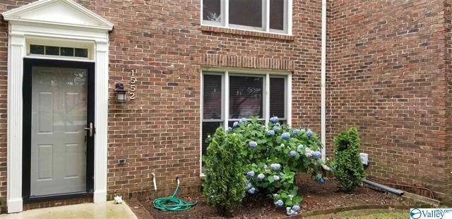 Townhouse for rent at 1552 Four Mile Post Rd, Huntsville, AL 35802