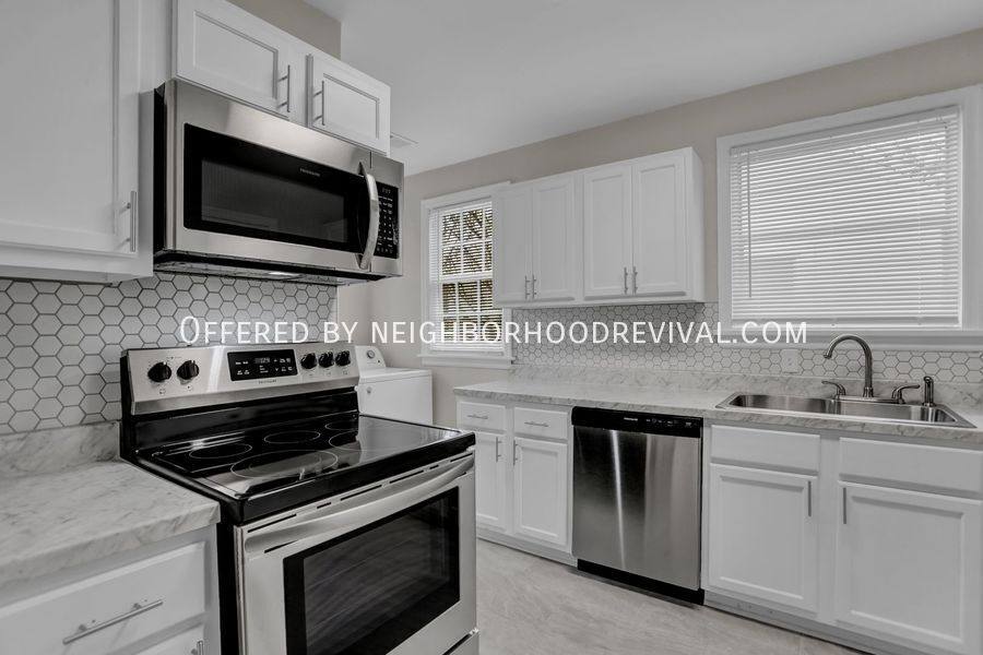 House for rent at 3368 Douglass Ave, Memphis, TN 38111