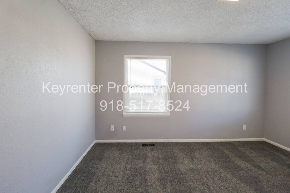 House for rent at 5330 W 2nd St, Tulsa, OK 74127