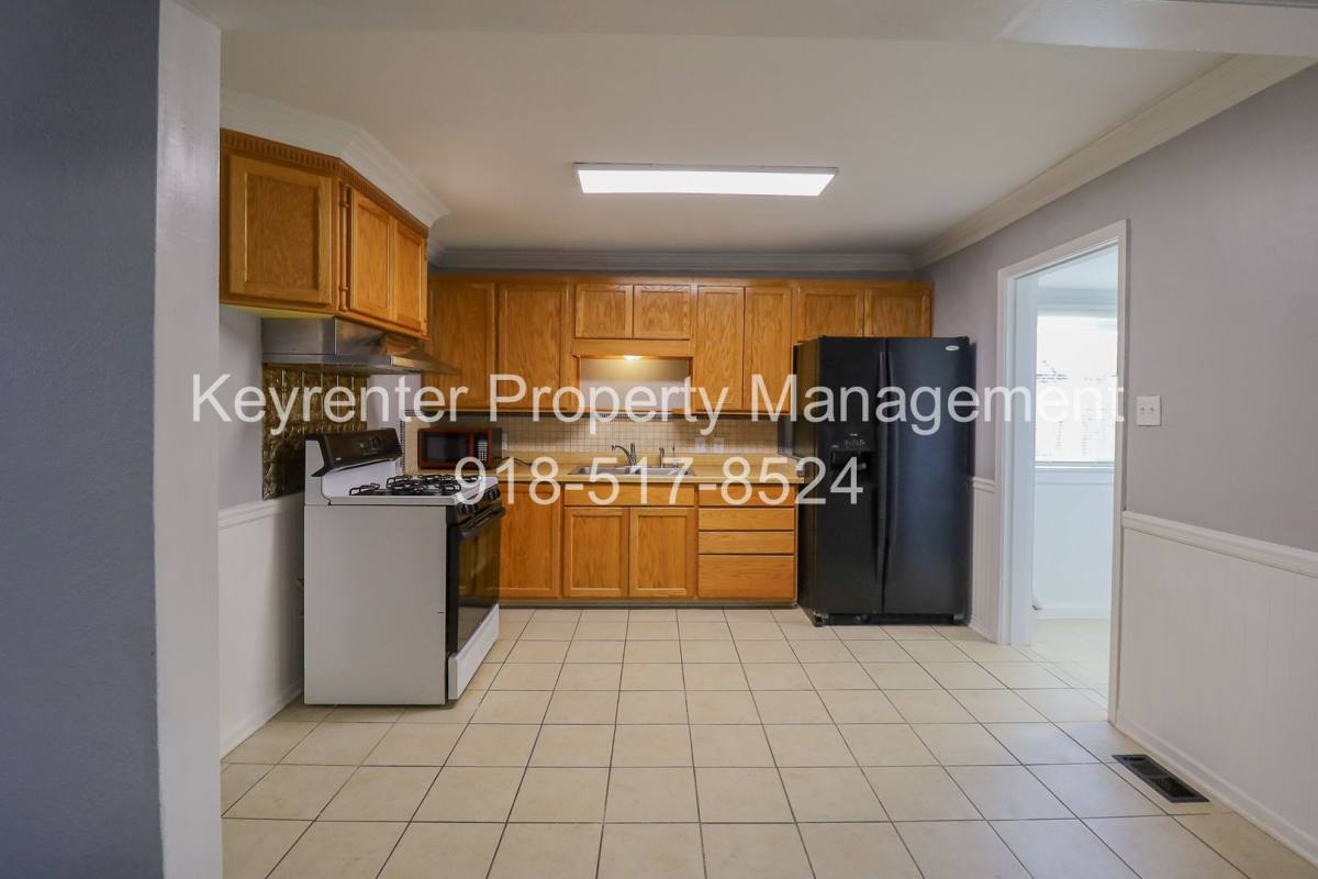 House for rent at 5330 W 2nd St, Tulsa, OK 74127