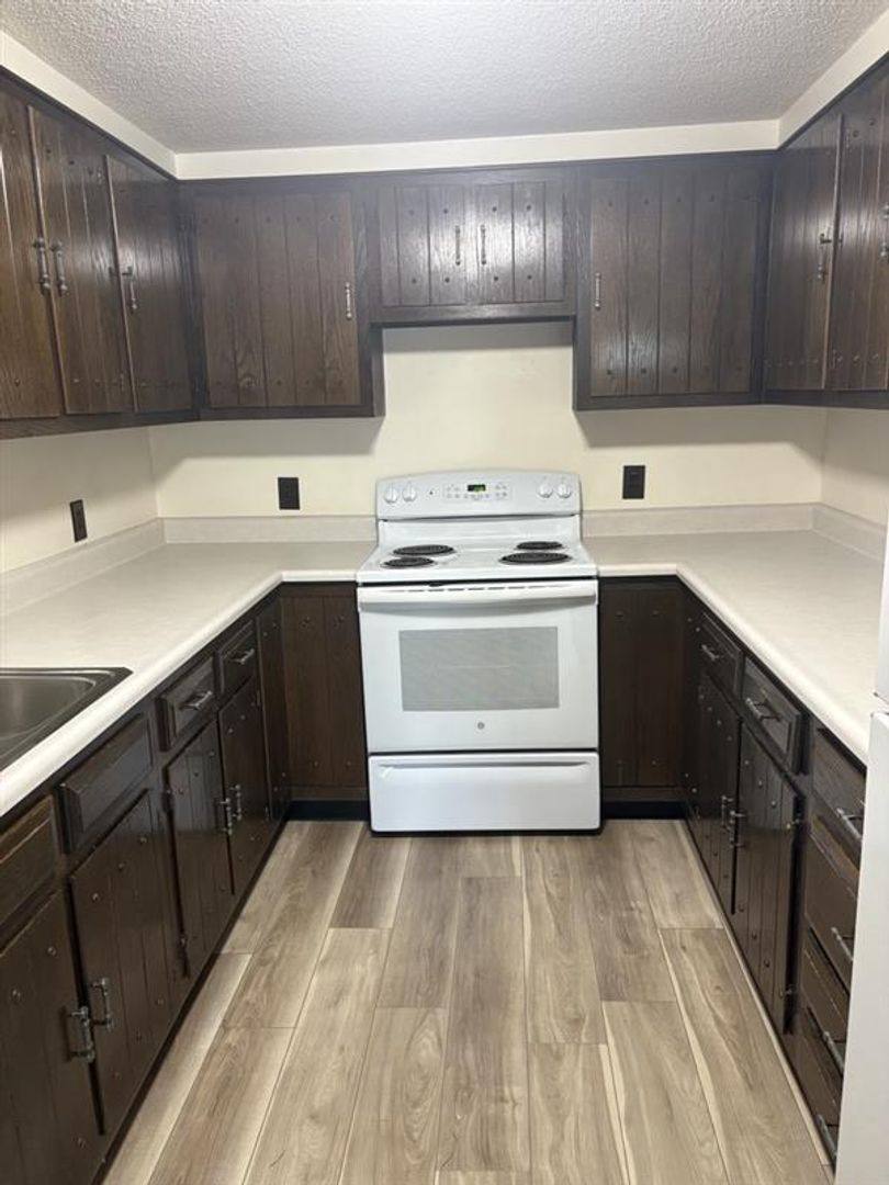 Apartment for rent at 2 Main Rd N, Hampden, ME 04444