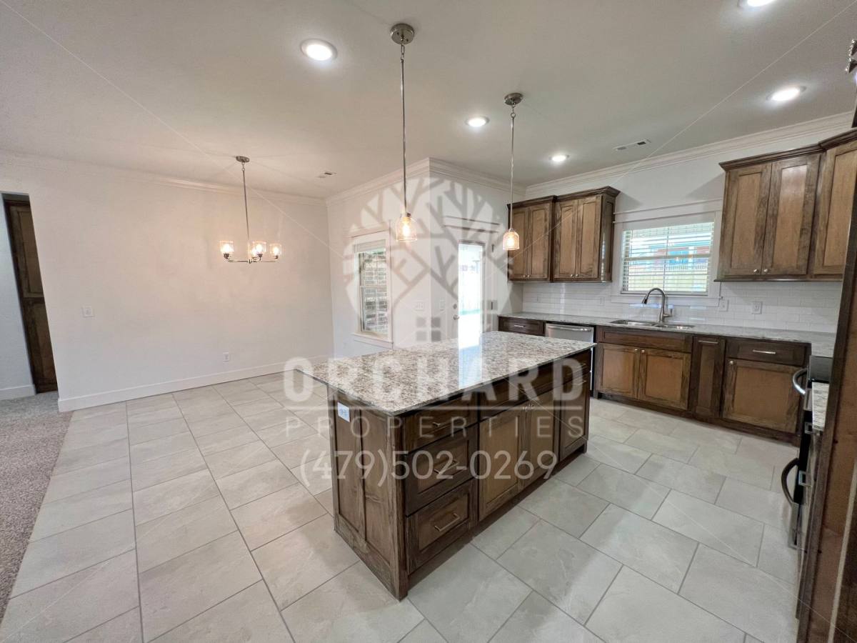 House for rent at 925 Sugar Pine St, Springdale, AR 72762