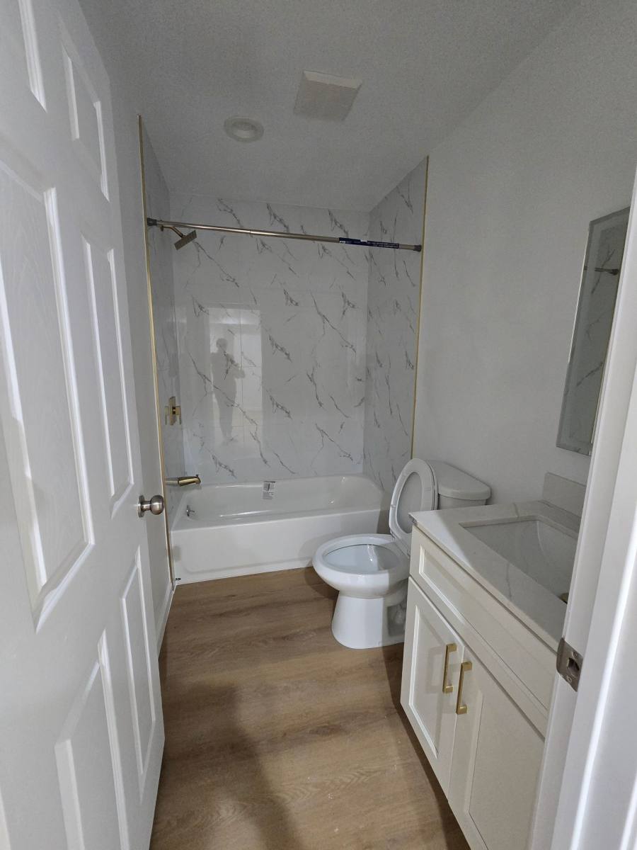 Apartment for rent at 5534 Jefferson Ave, Richmond, CA 94804