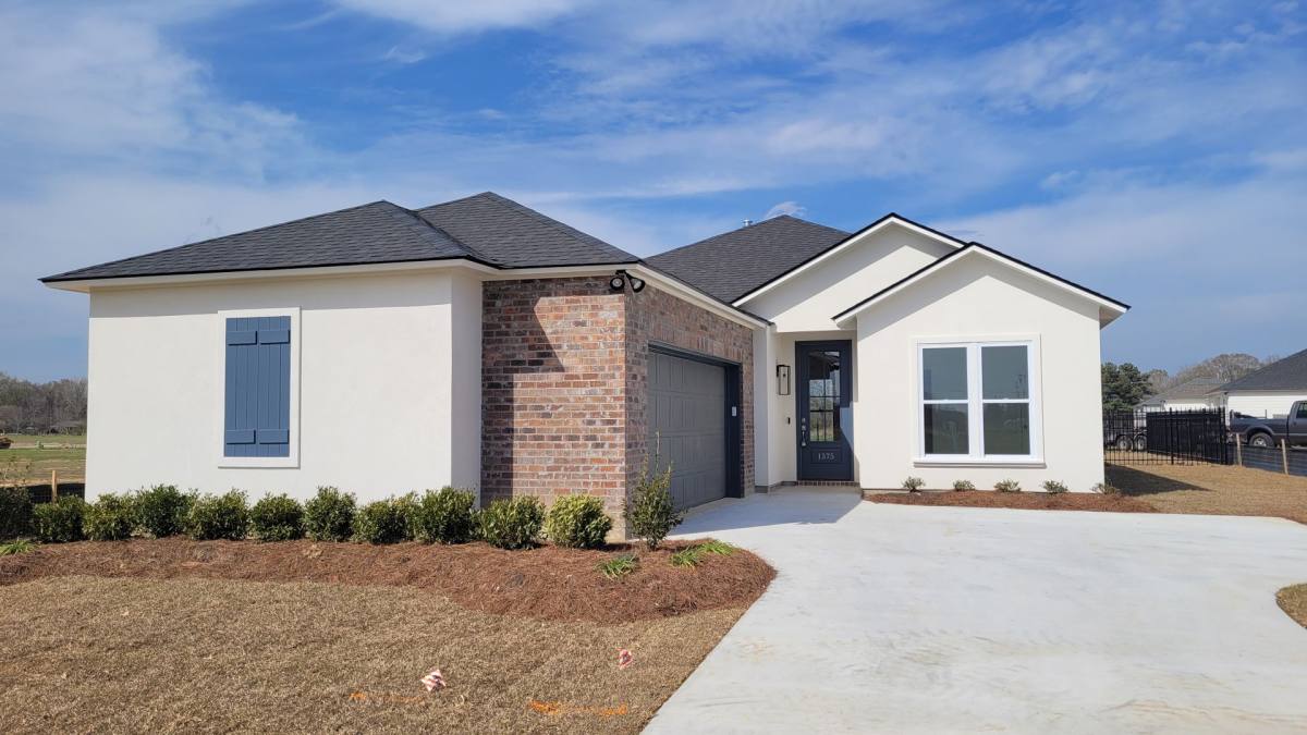 House for rent at 1575 Frankel Ave, Zachary, LA 70791