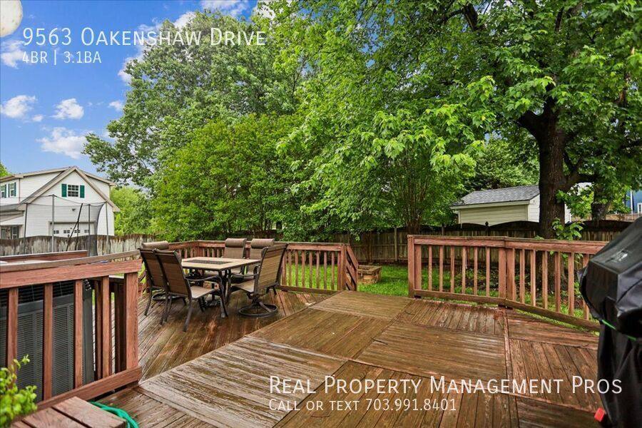 House for rent at 9563 Oakenshaw Dr, Manassas, VA 20110