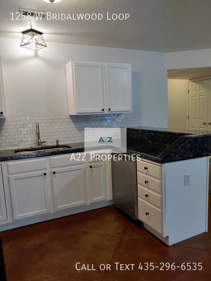 Townhouse for rent at 1258 W Bridalwood Loop, Lehi, UT 84043