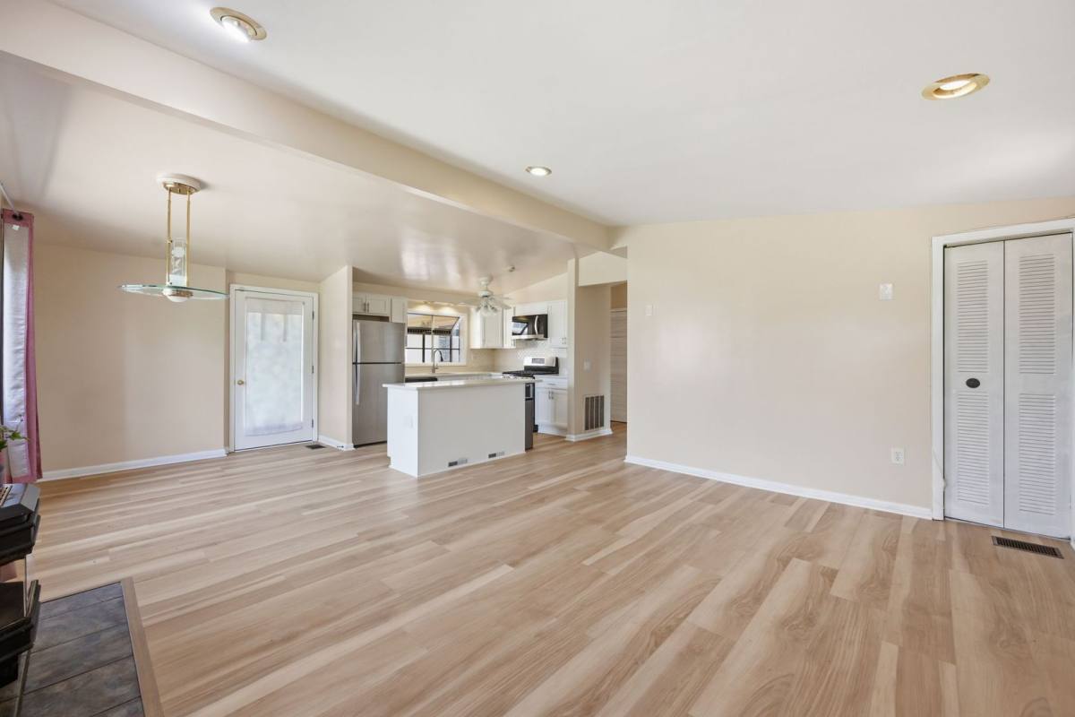 House for rent at 512 Dennis Ave, Silver Spring, MD 20901