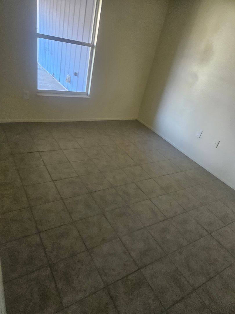 House for rent at 616 33rd Aveeast, Bradenton, FL 34208