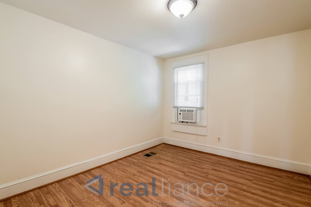 House for rent at 115 16th St SE, Washington, DC 20003