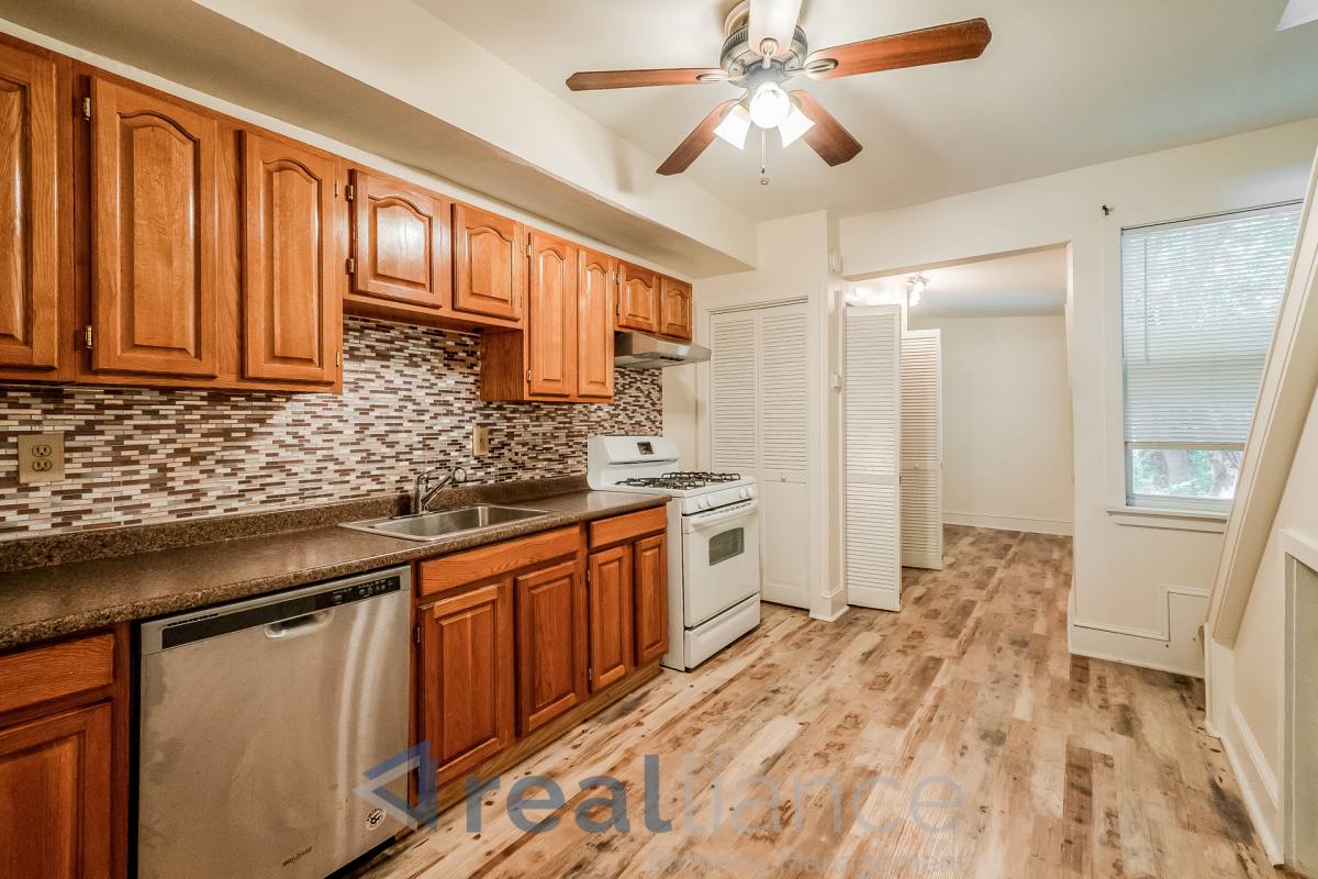 House for rent at 115 16th St SE, Washington, DC 20003