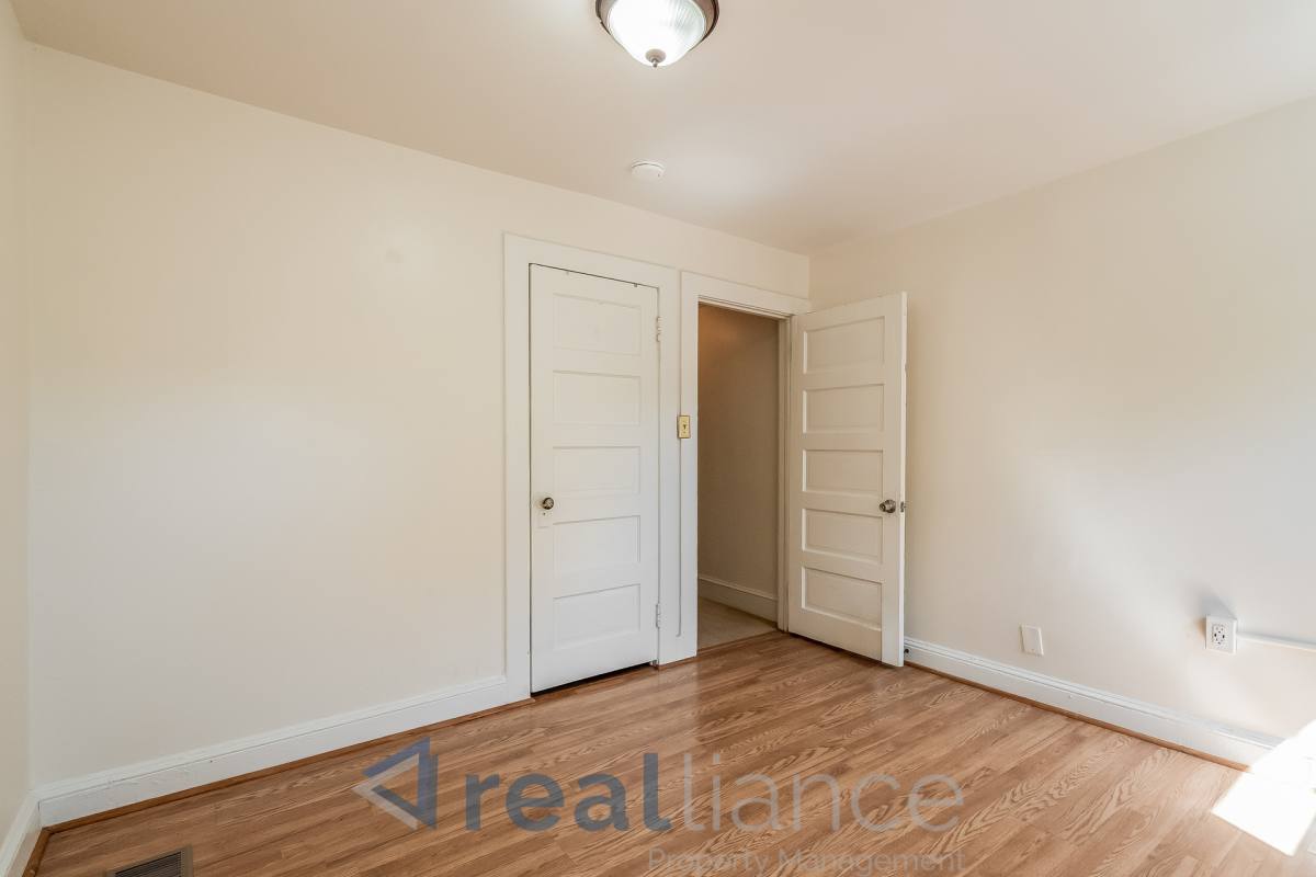 House for rent at 115 16th St SE, Washington, DC 20003